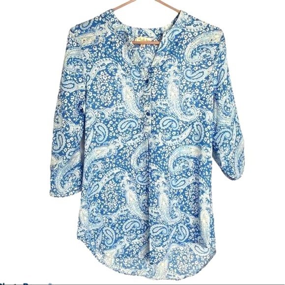 4/$25 Antilia Femme Top Blouse Tunic Blue Paisley 3/4 Roll Tab Sleeve Women Sz S - Picture 2 of 12
